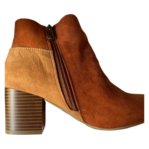 Stitch Fix Mia stacked heel bootie, size 6, never worn - excellent condition. - Picture 3 of 9